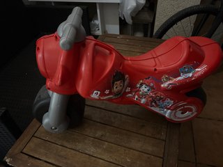 Moto correpasillos Paw Patrol