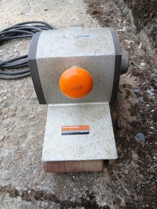 Lijadora de banda Legna profesional para madera.