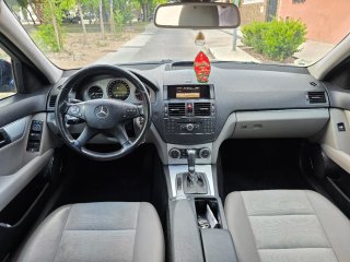 Mercedes-Benz Clase C220 2010