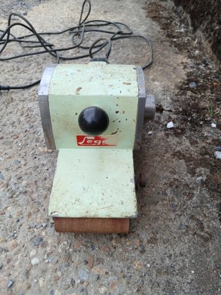 Lijadora de banda Legna para madera.