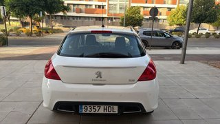 Peugeot 308 2012
