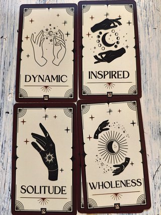 2 Oráculos de cartas: Manifestation + Shadow Work