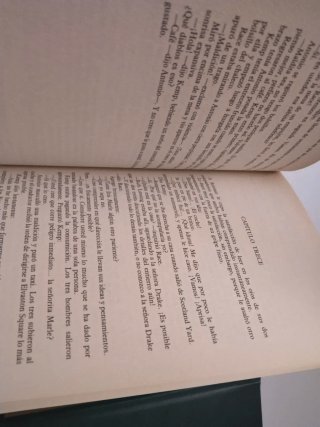 2 libros de Agatha Christie