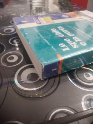Libro superiori Lo specchio e la porta 1