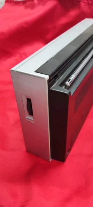 Radio Sony ICF-710L FM/MW/LW 3 Bandas