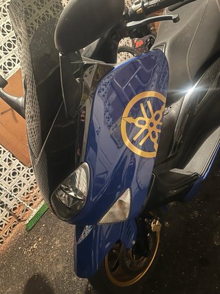 Yamaha T-MAX 500 Maxi Scooter la daría con itv