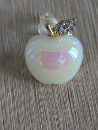 Pendientes Manzana Dorados y Blancos