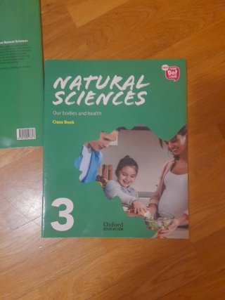 Natural Sciences 3 Living Things : New Think Do...