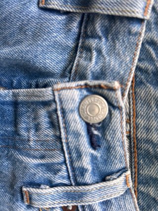 Shorts Levi's Azules Desgastados. Talla 34/36