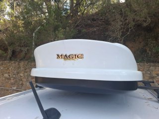 Cofre de techo rigido blanco 600lt