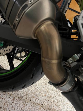 Akrapovic Z900 (2020-2024) Carbono