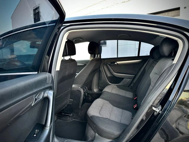 Volkswagen Passat 2013