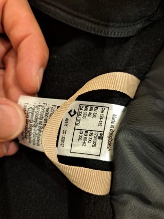Mono de esquí XL negro y guantes negros