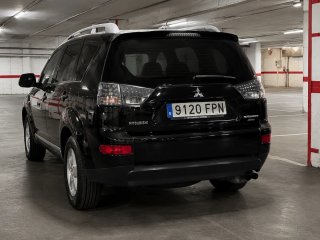 Mitsubishi Outlander 4x4 ideal