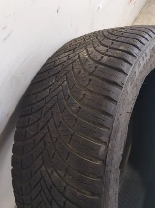 Neumático Multiseason 225/45 R17 94V