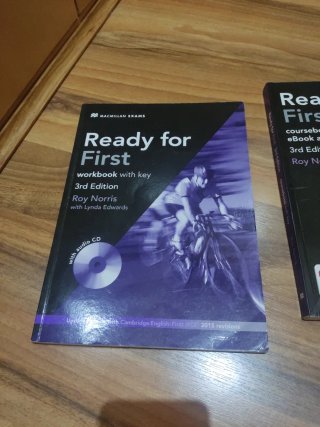 Macmillan. Libros de inglés