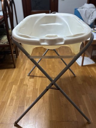Bañera para bebé con soporte