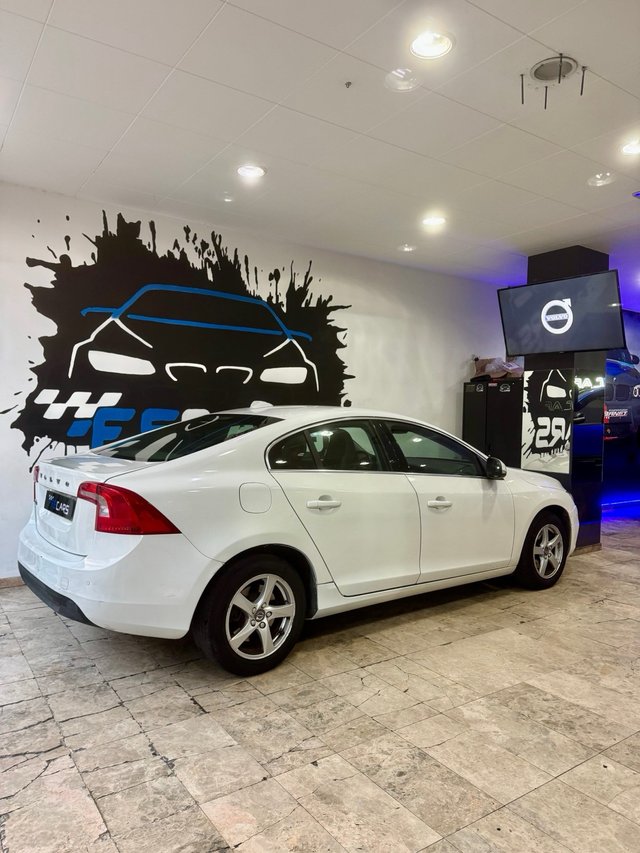 VOLVO S60 D2 🟢 2.0D 120cv NACIONAL