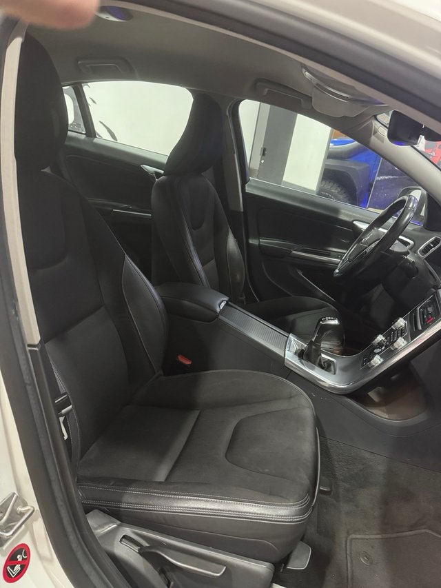 VOLVO S60 D2 🟢 2.0D 120cv NACIONAL