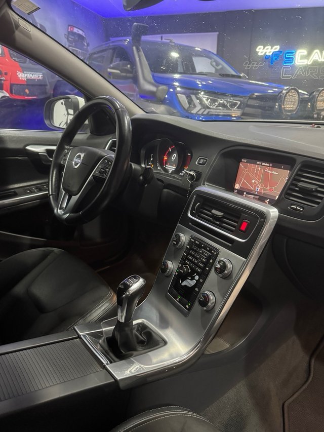 VOLVO S60 D2 🟢 2.0D 120cv NACIONAL