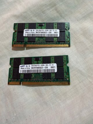 2x Samsung 2GB DDR2 RAM PC2-5300