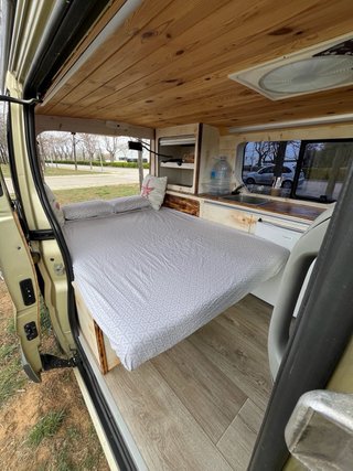 ALQUILER FURGO CAMPER VAN