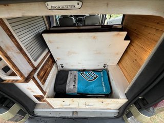 ALQUILER FURGO CAMPER VAN
