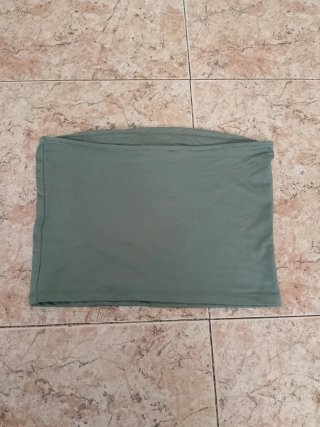 Top corto verde