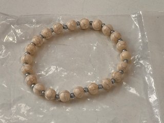 Bracciale perline bianche e argento