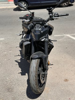 Yamaha MT-09 Negra