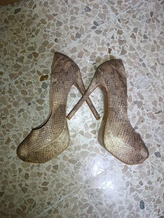 Zapatos de tacón Stradivarius piel serpiente n°40