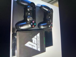 PS4 Slim como nueva