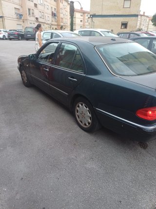 Mercedes-Benz Clase E 1998