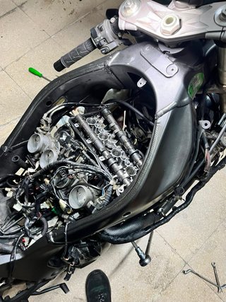 Kawasaki Ninja ZX6R Negra