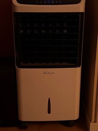Climatizador portátil con función Ion Plus.