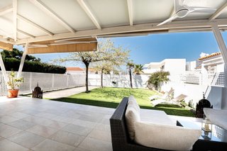 Casa de vacaciones con vistas al mar y aire acondi