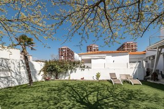 Casa de vacaciones con vistas al mar y aire acondi
