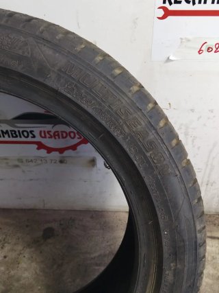 Neumático Multiseason 225/45 R17 94V