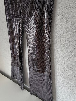 Pantalón Mujer Plateado Lentejuelas. Talla S/M.