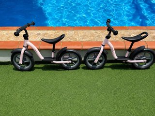 2 Bicicletas de Equilibrio Infantiles Rosas