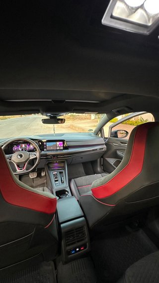 Volkswagen Golf 8 GTI CLUBSPORT 2021