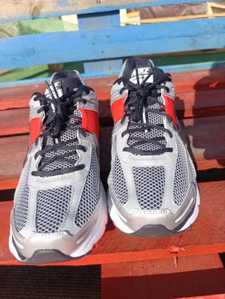Nike Vomero 5 T49