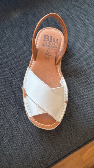 Menorquinas Blu Sandal Pelle Bianche 38