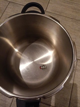 Olla a presión Magefesa