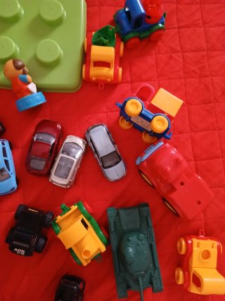 Lotto 22 giochi per bambini