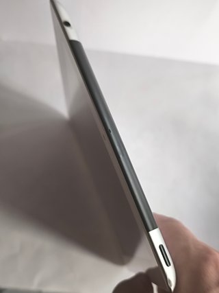 Apple iPad 2. 3a Generación 16GB WiFi, 3G A143