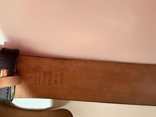 Cinturón Gucci Negro Hebilla Dorada Mujer talla 90