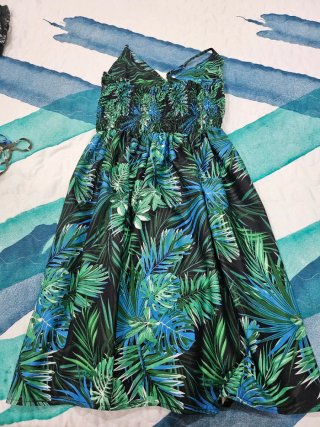 Vestido estampado tropical