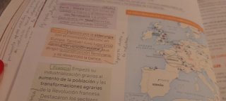 LIBRO DE TEXTO GEOGRAFIA E HISTORIA.4°ESO.REVUELTA