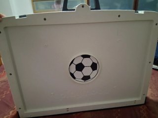 Campo de fútbol . En buen estado
